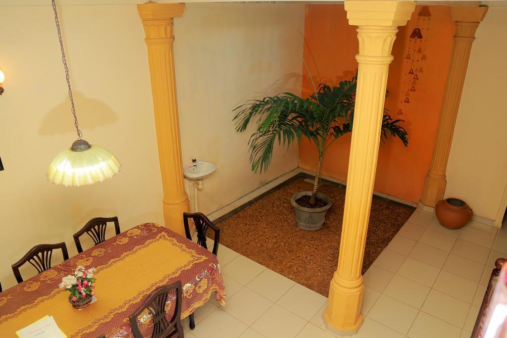 Holiday Nest Bed & Breakfast Wadduwa Kültér fotó