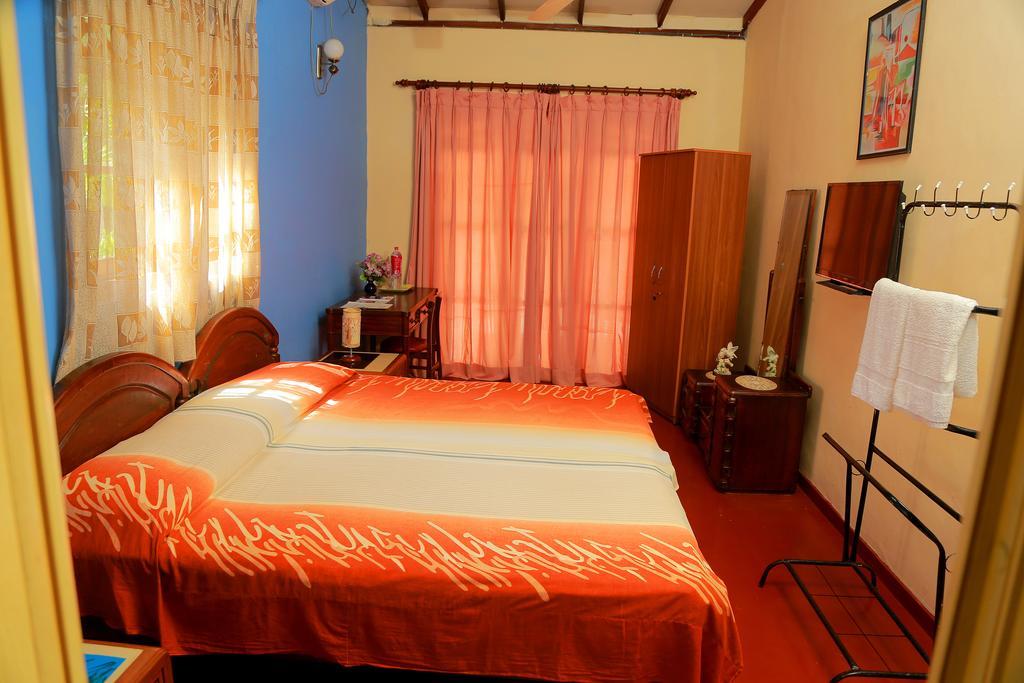 Holiday Nest Bed & Breakfast Wadduwa Kültér fotó